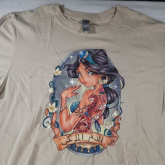 Princess Jasmin Gildan Crew Neck Graphic T Shirt Mens Size Medium M Beige - Picture 1 of 9